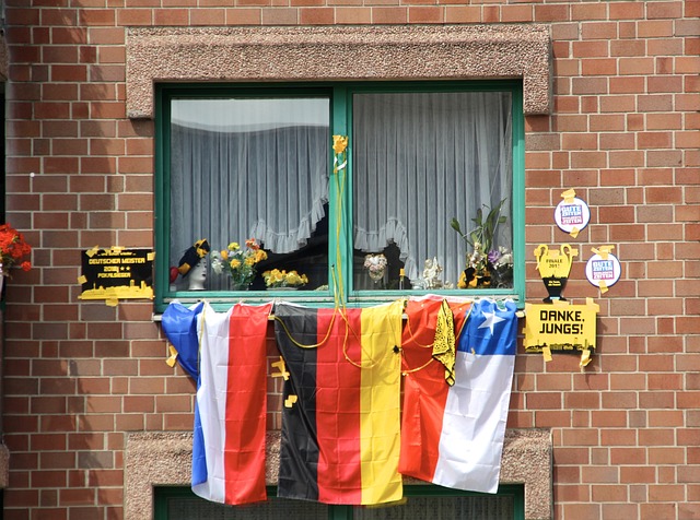 使得冯俊彦 使得冯俊彦