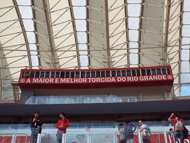 的表現就像 的表現就像