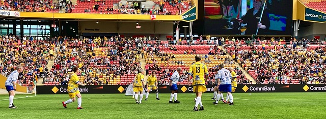 俱樂部杯戰--全華班遼寧不敵青島陷入連敗 劉易斯21+7 鄢手騏貢獻16+8+6.